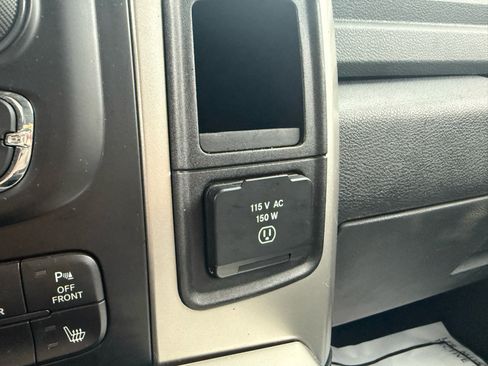 Used 2018 RAM 1500 Big Horn image 26