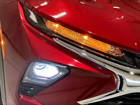 Used 2024 Chevrolet TrailBlazer LS image 30