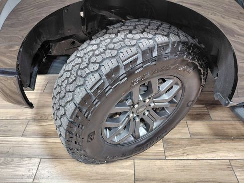 Certified 2025 Ford F150 Tremor AWD/4WD image 27