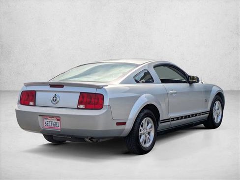 Used 2009 Ford Mustang Coupe RWD image 5