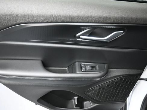 Used 2025 Jeep Grand Cherokee 4WD image 35
