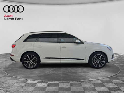 Used 2023 Audi Q7 3.0T Prestige AWD/4WD image 6