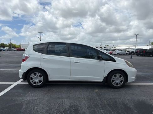 Used 2011 Honda Fit image 8