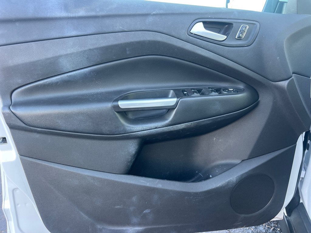 Used 2016 Ford C-MAX SEL w/ Equipment Group 302A FWD image 10