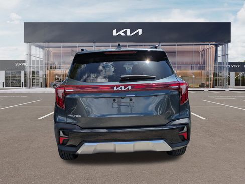 Certified 2024 Kia Seltos EX FWD image 5