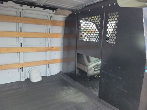 Certified 2021 Chevrolet Express 2500 w/ Driver Convenience Package image 20