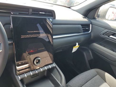New 2026 GMC Terrain Elevation FWD image 26