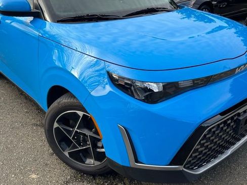 Certified 2024 Kia Soul EX image 2