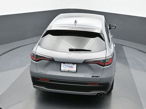 Used 2025 Honda HR-V Sport image 16
