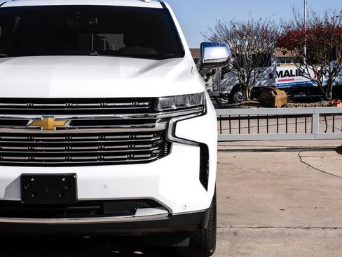 Used 2022 Chevrolet Suburban Premier image 51