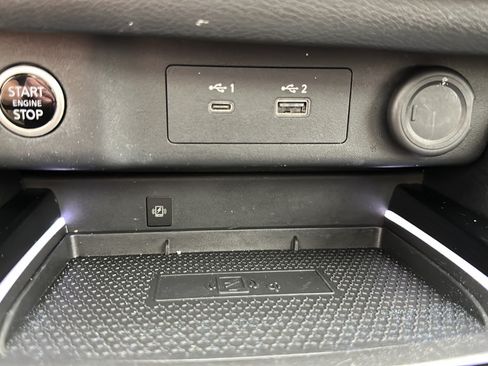 Used 2023 Nissan Rogue Platinum w/ Platinum Premium Package AWD/4WD image 23