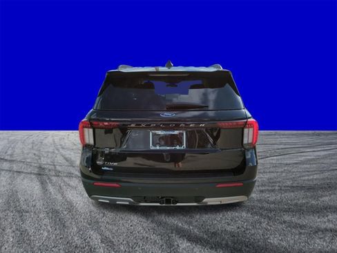 New 2026 Ford Explorer Active w/ Active Comfort Package RWD image 5