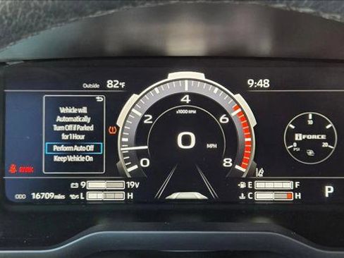 Used 2024 Toyota Tundra Limited image 11