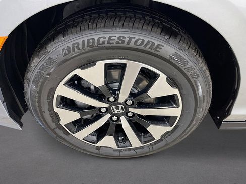 New 2026 Honda Odyssey EX-L image 10