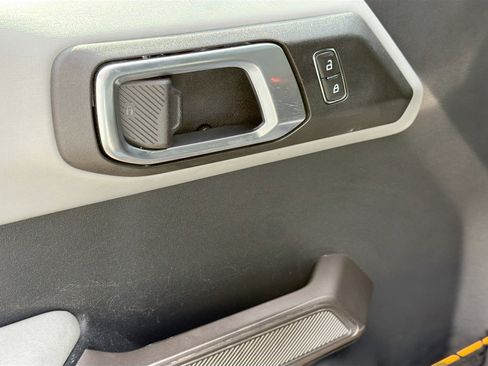 Used 2021 Ford Bronco Badlands image 21