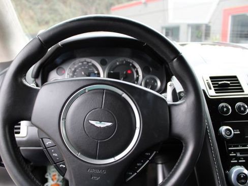 Used 2012 Aston Martin Rapide Luxe image 39