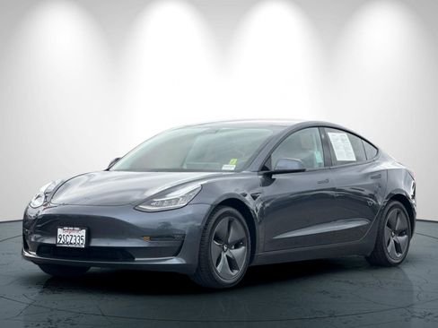Used 2018 Tesla Model 3 Long Range image 8