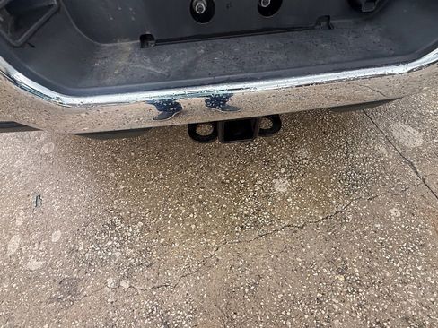 Used 2024 RAM 3500 Tradesman w/ Chrome Appearance Group image 12