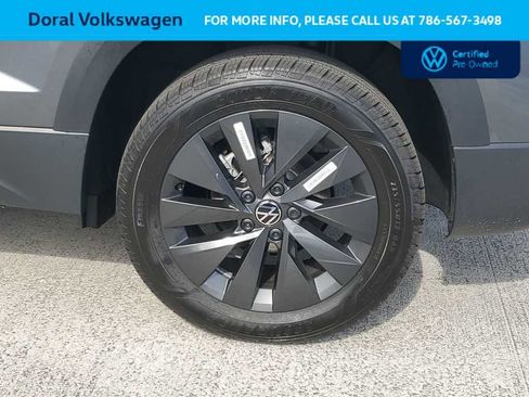 Used 2024 Volkswagen Taos S image 17