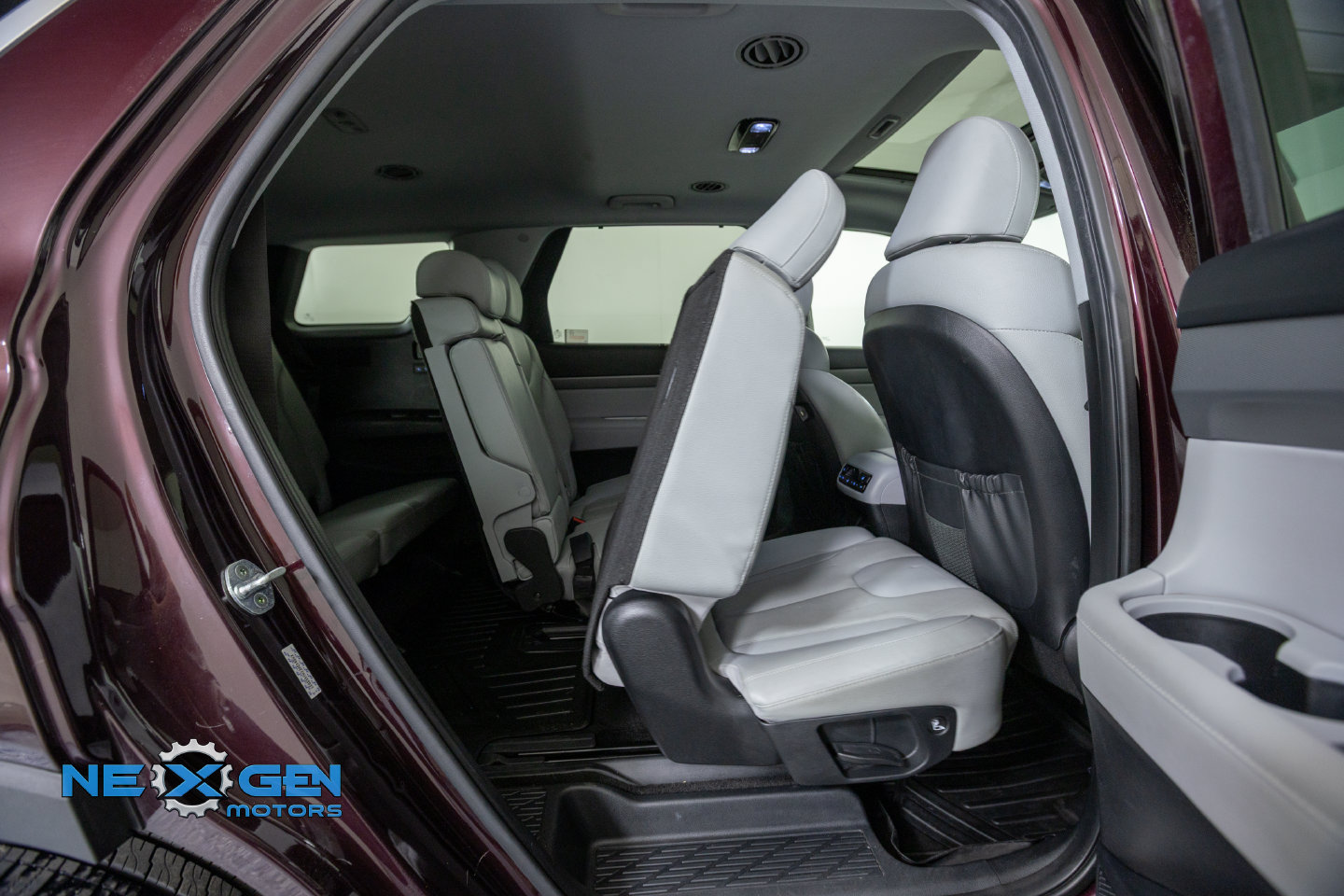 Used 2022 Hyundai Palisade SEL w/ 8P Bench Seat Package AWD/4WD image 39