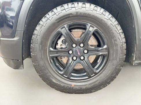 Used 2021 GMC Acadia AT4 w/ Trailering Package AWD/4WD image 34