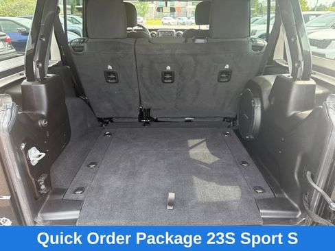 Used 2021 Jeep Wrangler Unlimited Sport AWD/4WD image 17