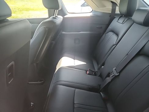 Used 2025 MAZDA CX-90 3.3 Turbo w/ Preferred Package AWD/4WD image 35