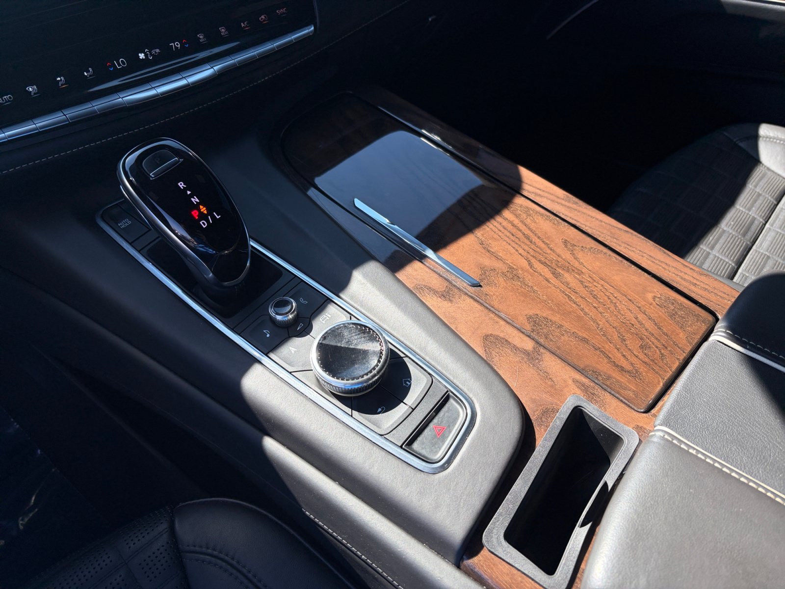 Used 2021 Cadillac Escalade Sport Platinum AWD/4WD image 22