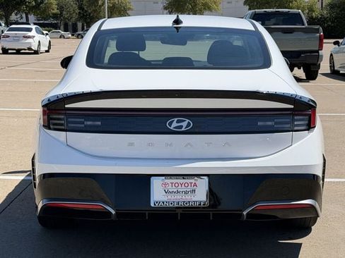 Used 2025 Hyundai Sonata SEL FWD image 5