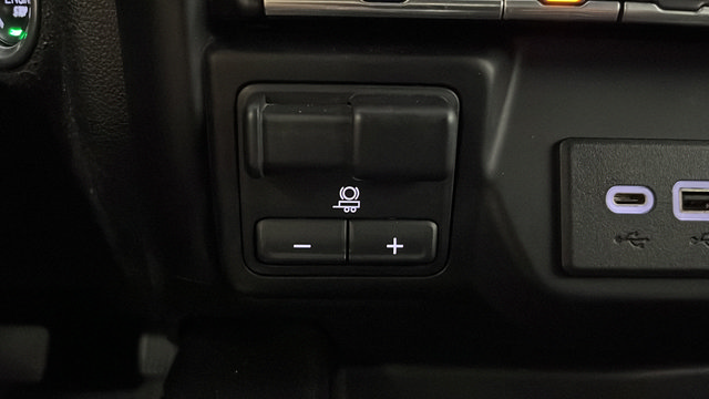 Used 2021 Chevrolet Silverado 1500 RST AWD/4WD image 30