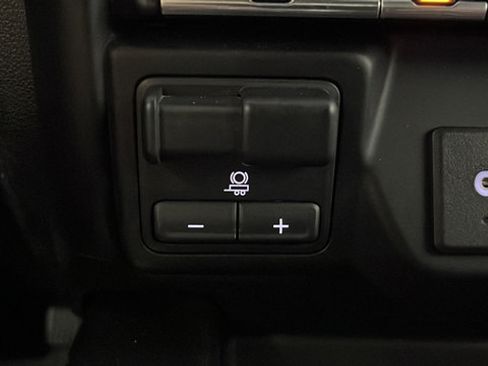 Used 2021 Chevrolet Silverado 1500 RST AWD/4WD image 30