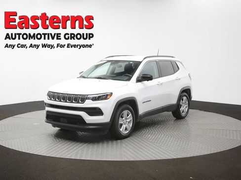 Used 2022 Jeep Compass Latitude w/ Convenience Group FWD image 55