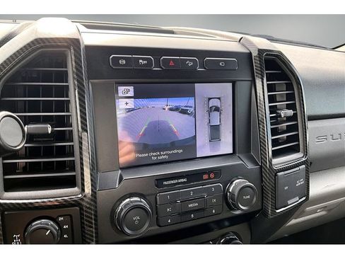 Used 2019 Ford F250 XL w/ STX Appearance Package AWD/4WD image 15