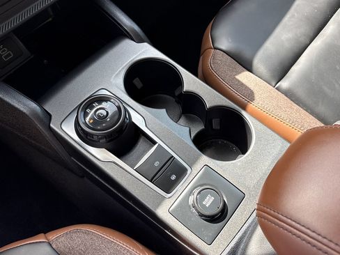 Certified 2025 Ford Bronco Sport Outer Banks w/ Outer Banks Tech Package+ AWD/4WD image 28