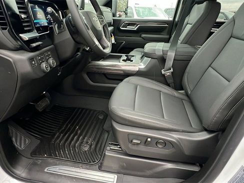 New 2026 Chevrolet Silverado 3500 LTZ w/ LTZ Plus Package image 13