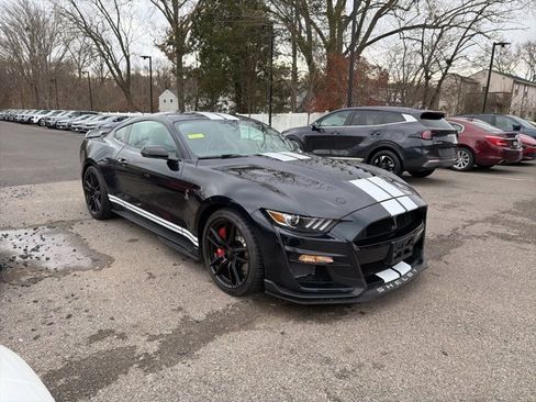 Used 2021 Ford Mustang Shelby GT500 w/ Technology Package image 5