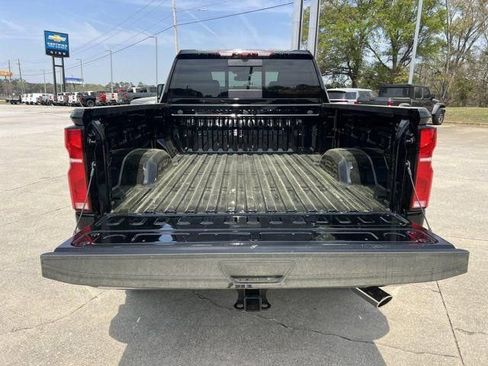 Used 2025 Chevrolet Silverado 2500 LTZ w/ LTZ Plus Package AWD/4WD image 20