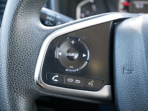 Used 2017 Honda CR-V LX image 31