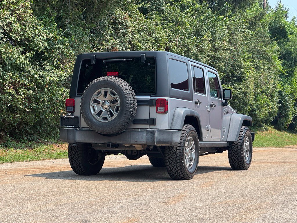 Used 2017 Jeep Wrangler Unlimited Rubicon w/ Connectivity Group AWD/4WD image 5