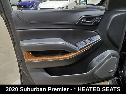 Used 2020 Chevrolet Suburban Premier image 8