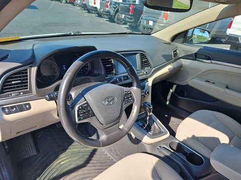 Used 2017 Hyundai Elantra Value Edition w/ Cargo Package FWD image 17