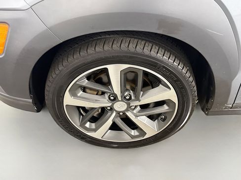 Used 2018 Hyundai Kona Limited image 38