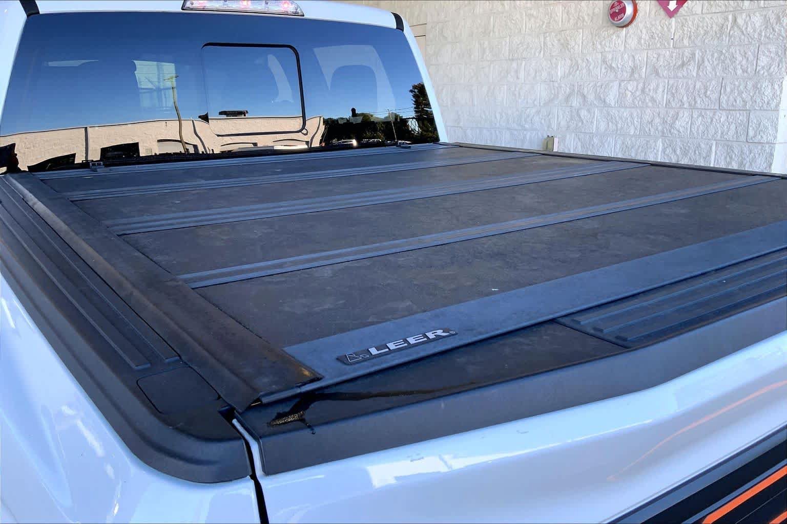 Used 2017 Ford F150 Raptor w/ Equipment Group 802A Luxury AWD/4WD image 34