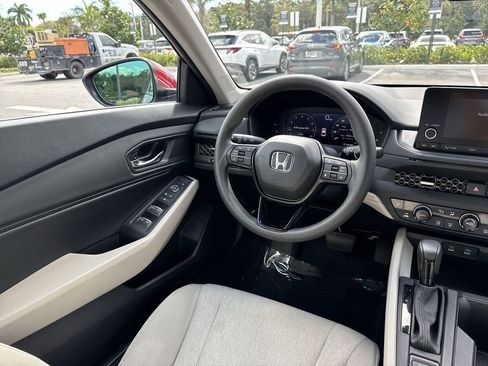 Used 2024 Honda Accord EX image 22