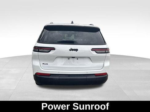 Used 2024 Jeep Grand Cherokee L Laredo AWD/4WD image 4