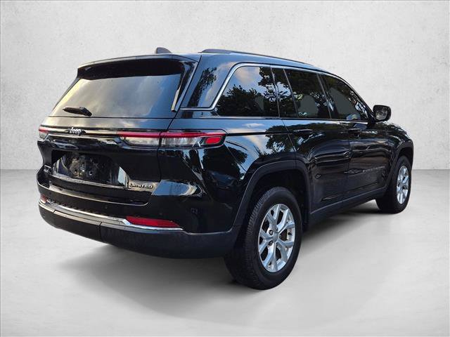 Used 2023 Jeep Grand Cherokee Limited AWD/4WD image 5