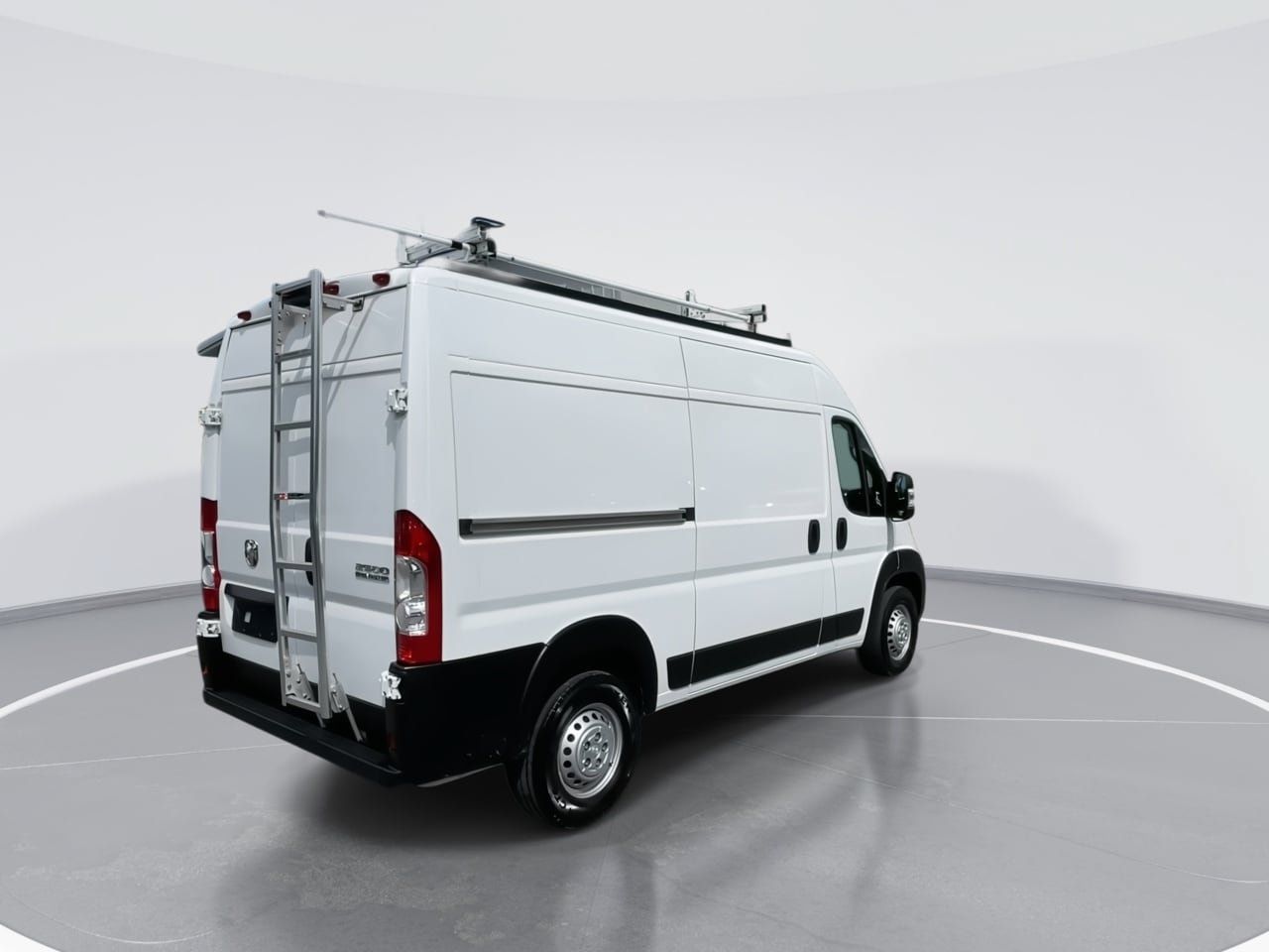 Used 2025 RAM ProMaster 2500 FWD image 19
