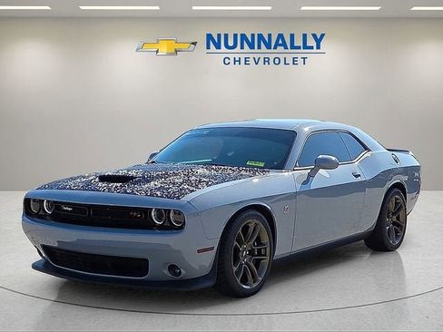 Used 2022 Dodge Challenger R/T Scat Pack w/ Dynamics Package image 1