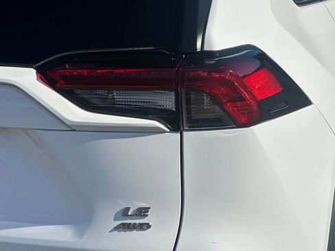 Used 2024 Toyota RAV4 LE image 27