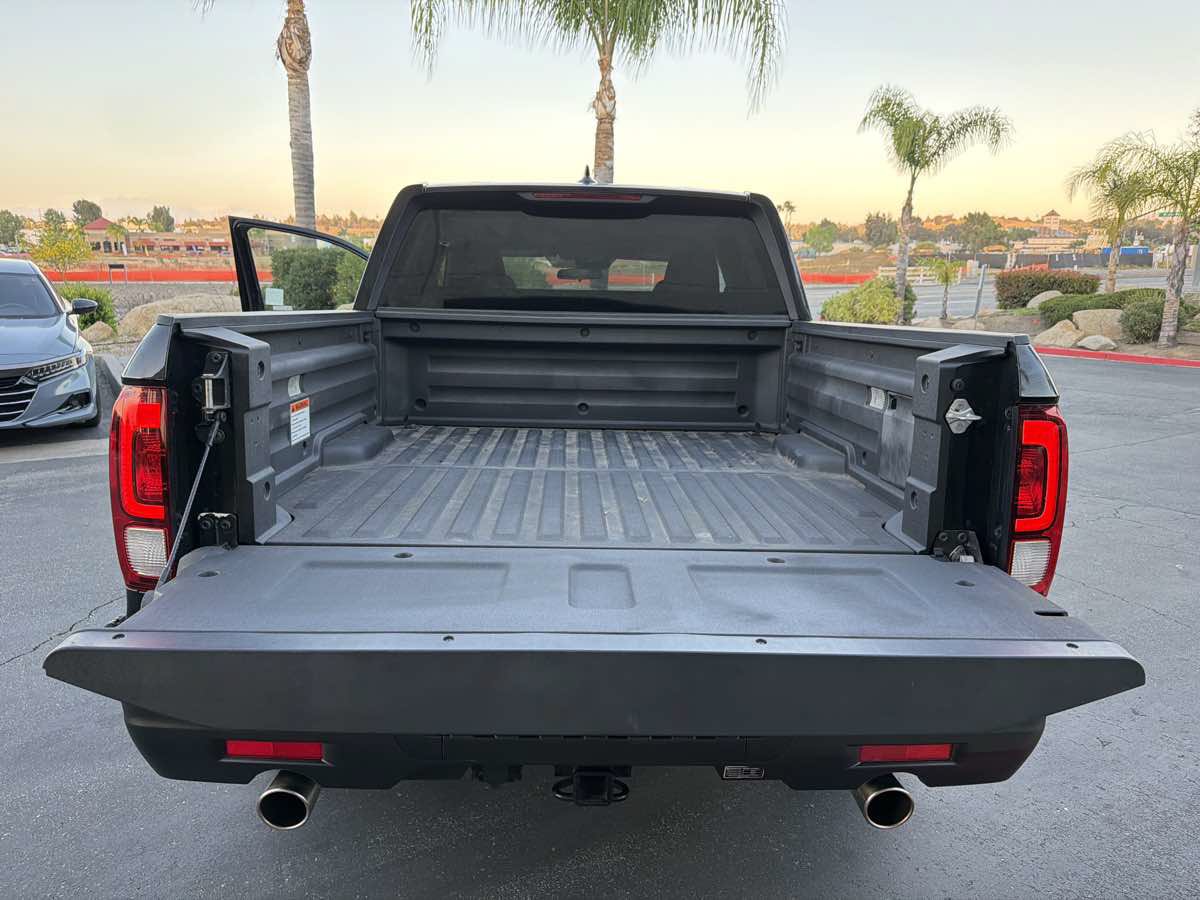 Used 2023 Honda Ridgeline Sport image 39